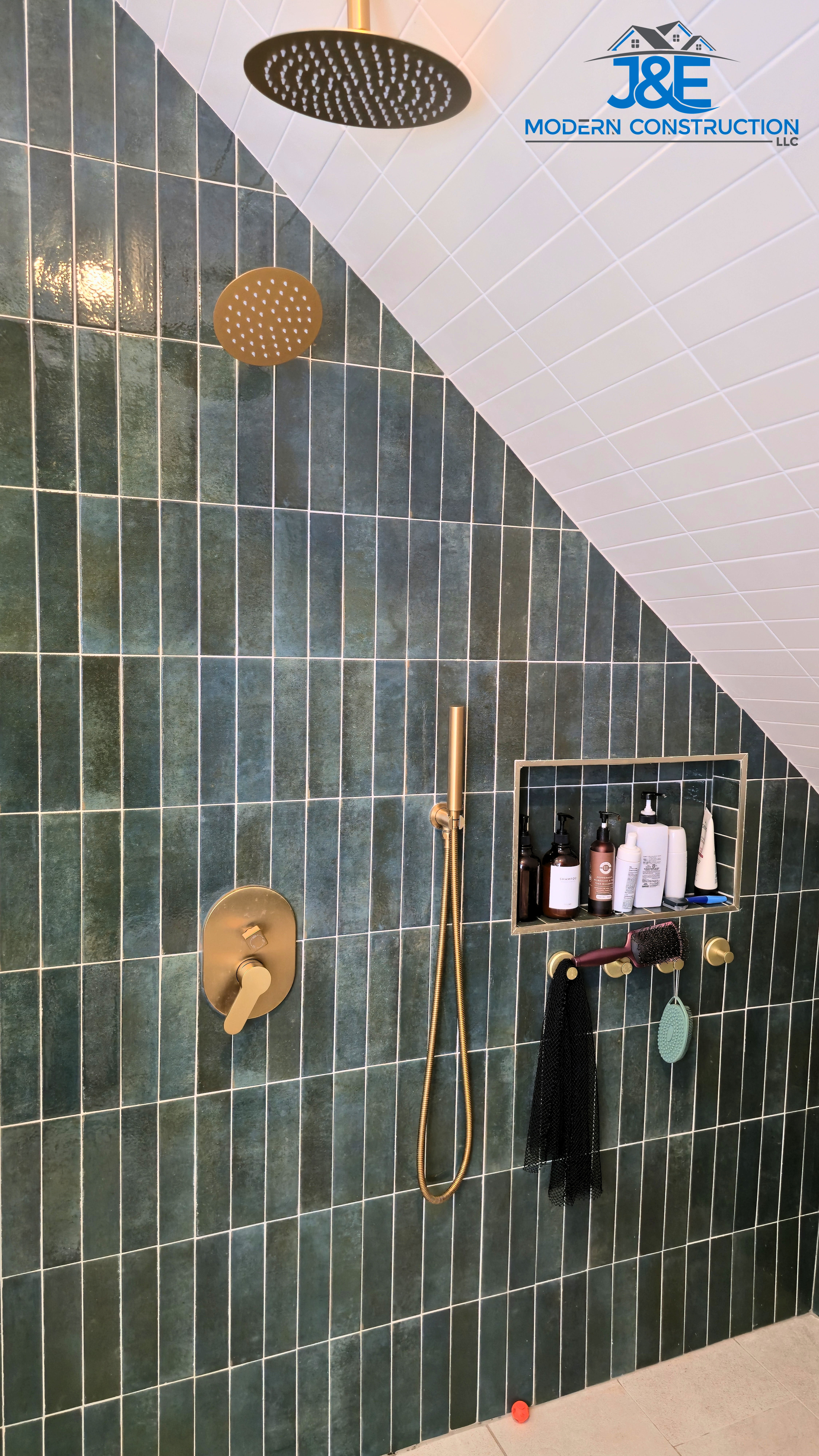 After - Modern Tiles